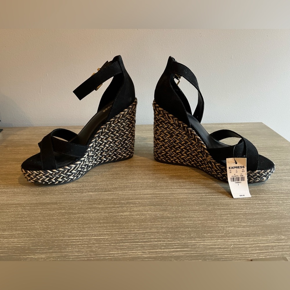Express Wedges - Picture 4 of 4